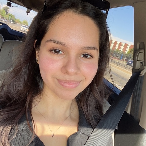 Meet your Posher, Bianca - Picture 1 of 1